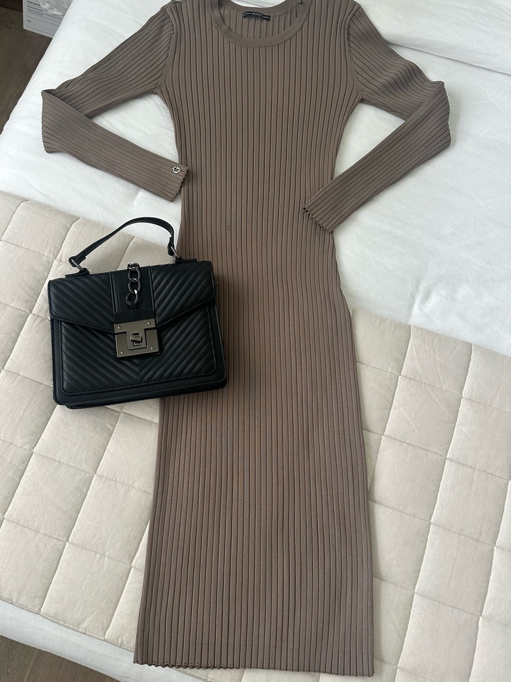 Guess Ribbed Long Sleeve Midi Dress - Taupe Brown
